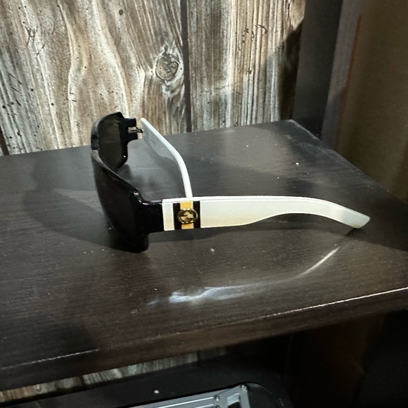 Vintage Gucci Sunglasses - Picture 1 of 3